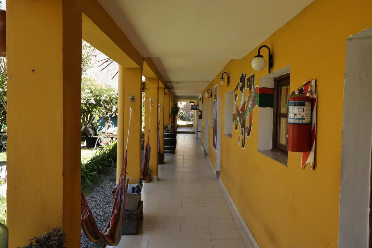 Hostel Lo De Chichi Cafayate Bagian luar foto