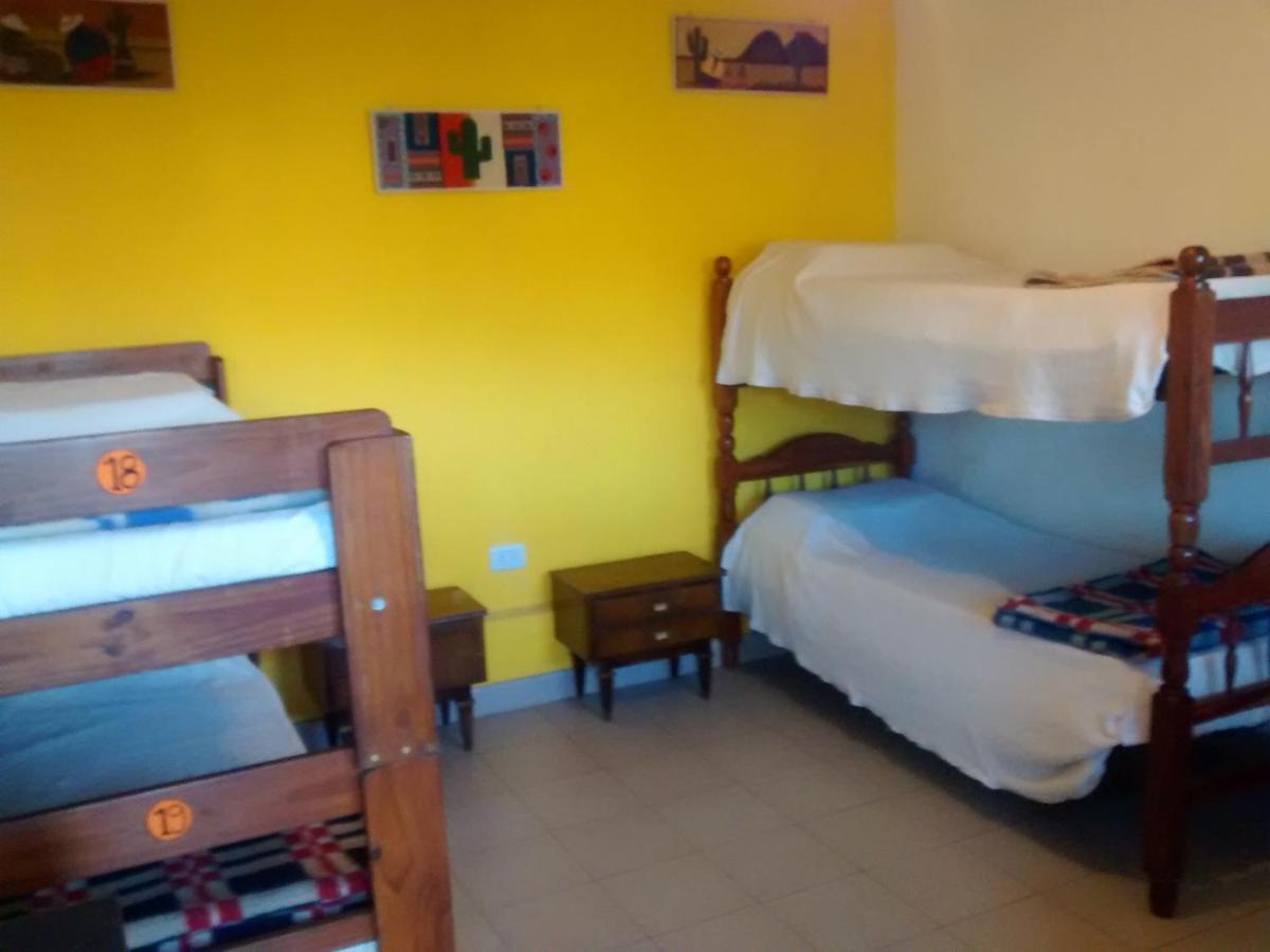 Hostel Lo De Chichi Cafayate Bagian luar foto